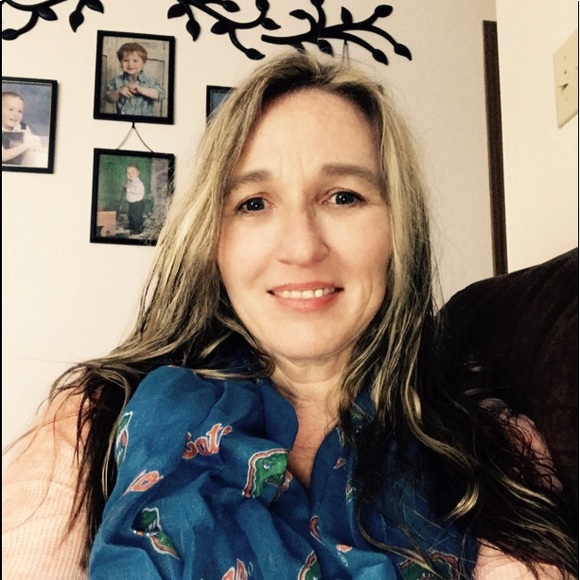 Meet the Posher Other - Meet your Posher, Krystal